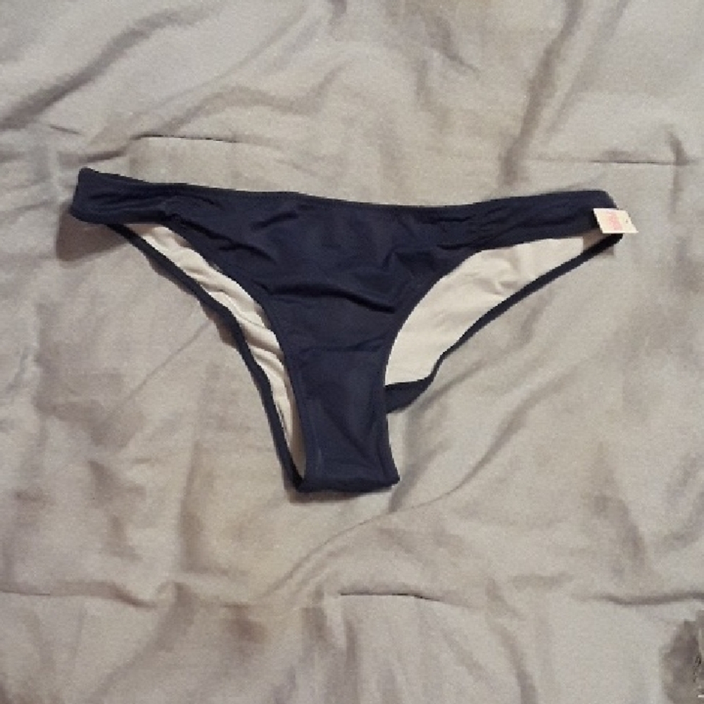 PINK Victoria's Secret Navy  Rouched  Cheeky Bikini bottom